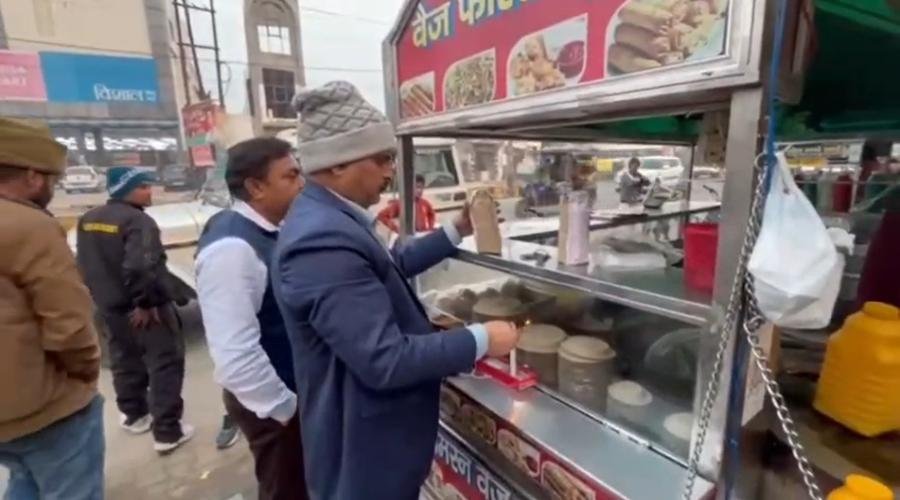 यूपी में फास्ट फूड बना जानलेवा, अब एक और युवती की मौत, पहले भी जा चुकी हैं कई जानें, पूरा मामला जान दंग रह जाएंगे आप!