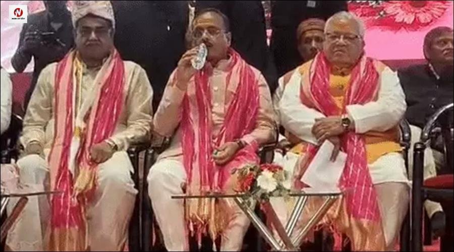 पूर्व डिप्टी सीएम दिनेश शर्मा के कार्यक्रम में हंगामा, UGC मुद्दे पर न बोलने पर ब्राह्मण समाज के लोग नाराज, छोड़ा अधूरा भाषण